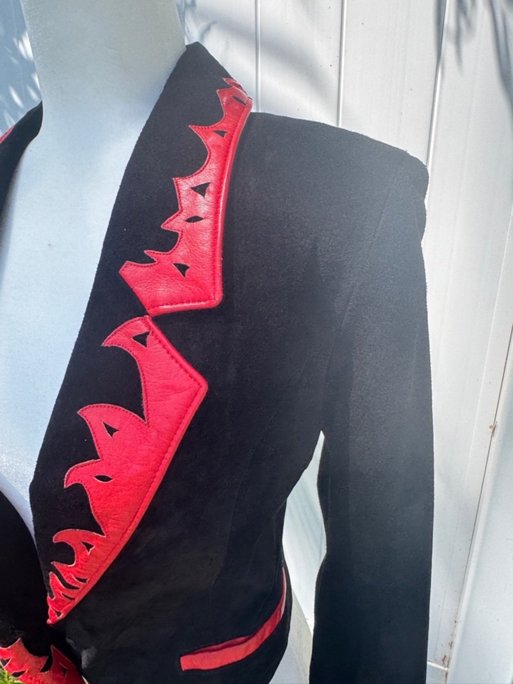 Michael Hoban Black Velvet Blazer with Red Trim - Picture 4 of 10